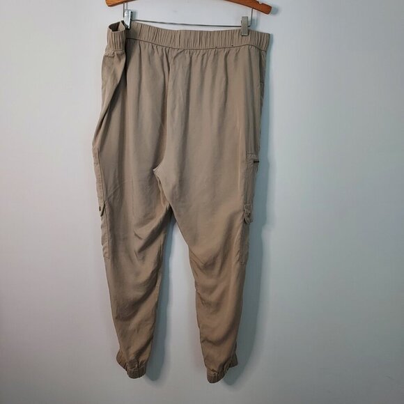 Banana Republic Pull-On Tan Jogger Cargo Pants Size XL NWOT - Picture 8 of 9